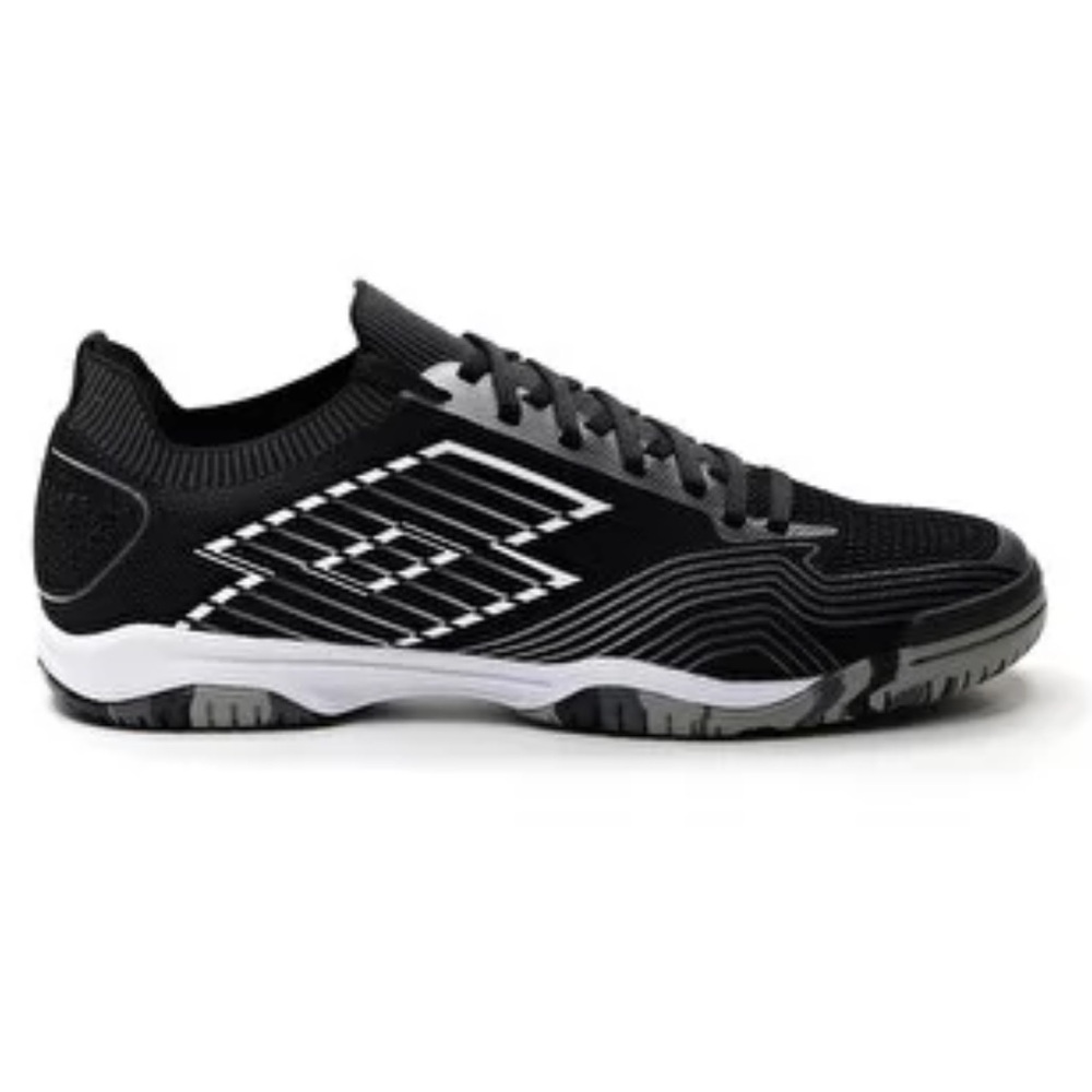 NWT men’s size 8 / women’s 9.5 black Lotto indoor soccer shoes